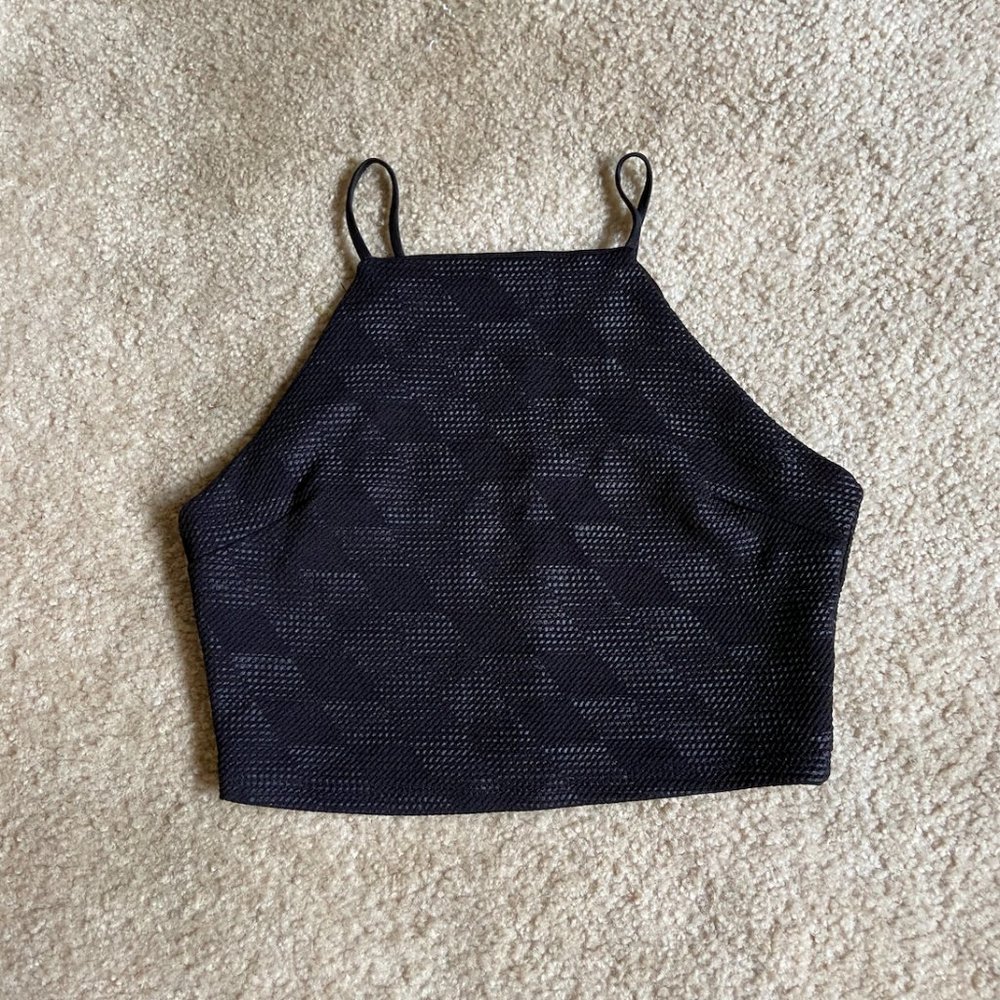 Black Cropped Tank